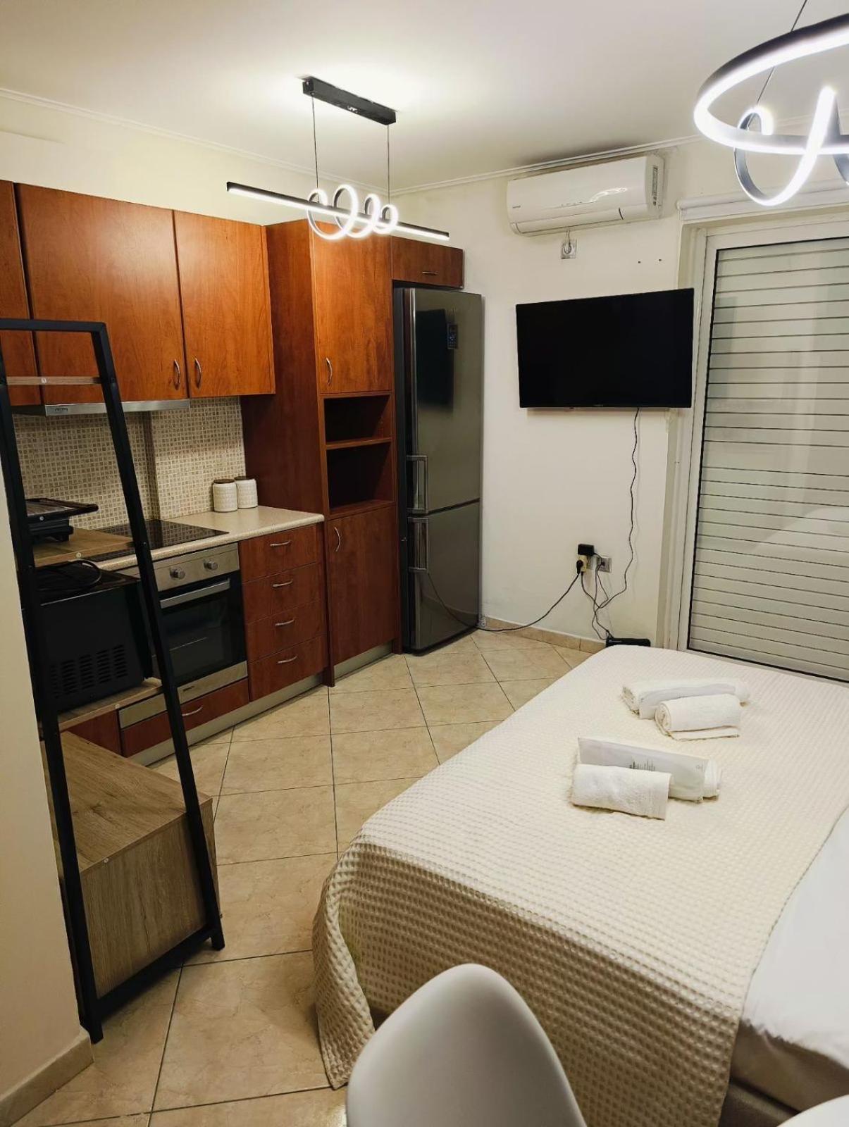 אתונה Aiolos Glyfada Super Lux Mini Apartment מראה חיצוני תמונה